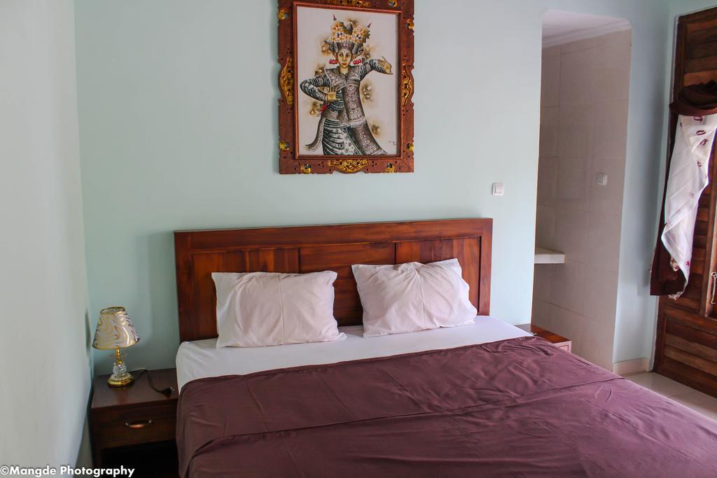 Medal Jaya Hostel & Room Нуса-Лембонган Экстерьер фото